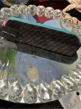 Kendall & Kylie Logo Makeup Cosmetic Bag Pouch NWT Y2K Multicolor Travel Iconic